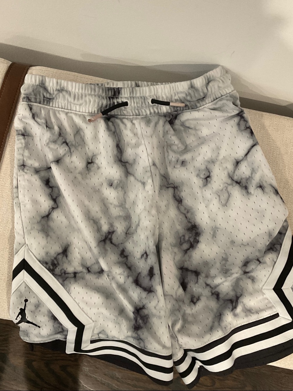 Jordan Basketball Shorts - White/Black
